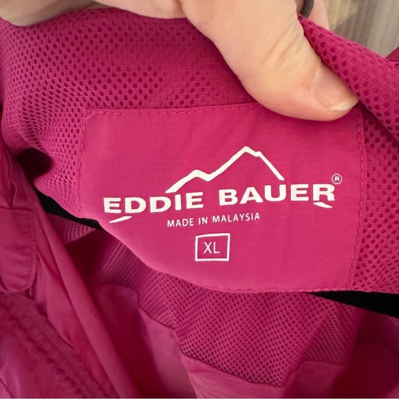 Hot pink Eddie Bauer rain jacket - Picture 8 of 8